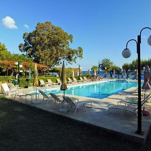 Mimoza Beach